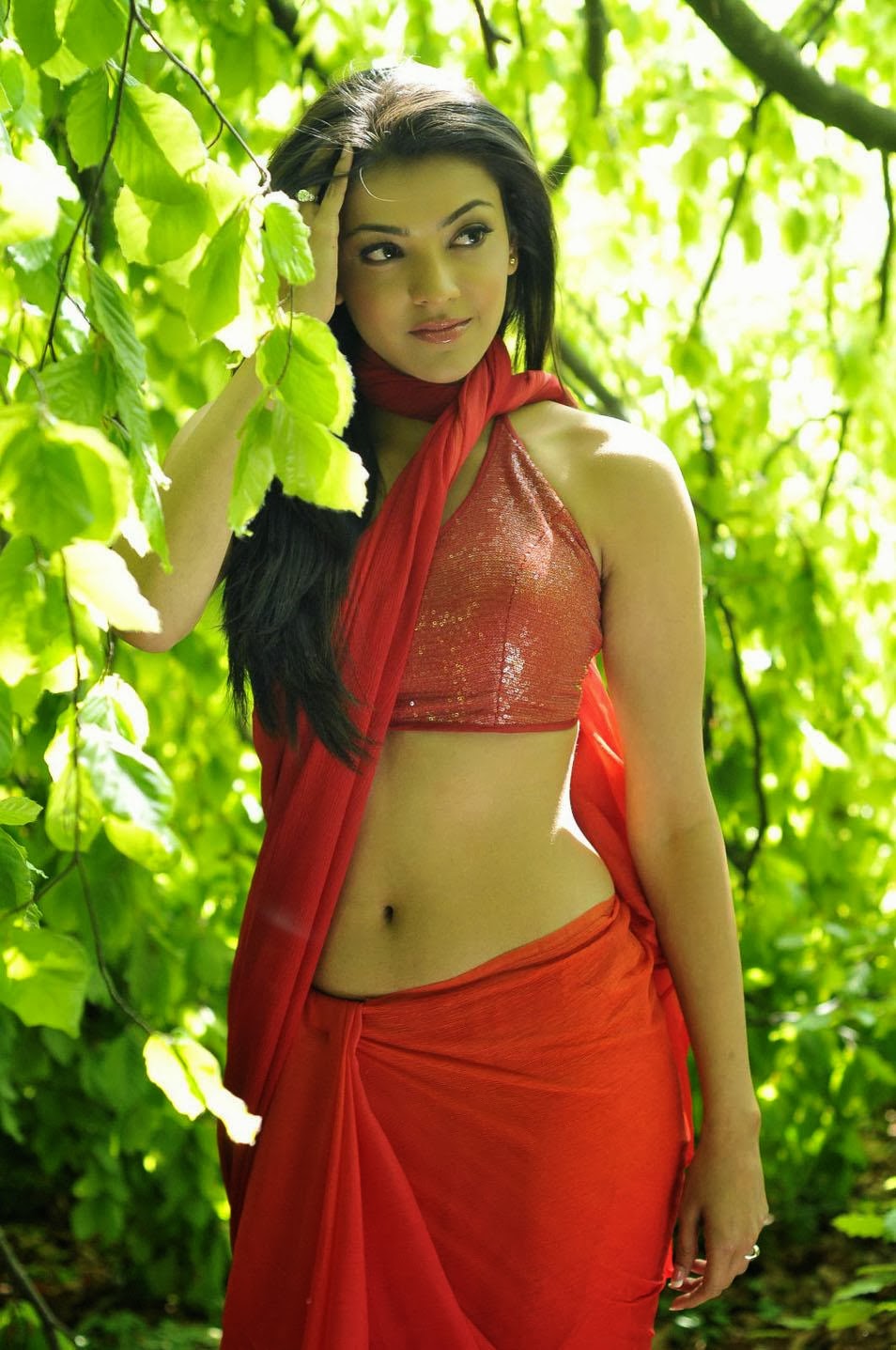 Kajal Sexyvideos - Kajal Agarwal Hot and Sexy Navel Show Photos | VISIT www.FILMYBOL.in